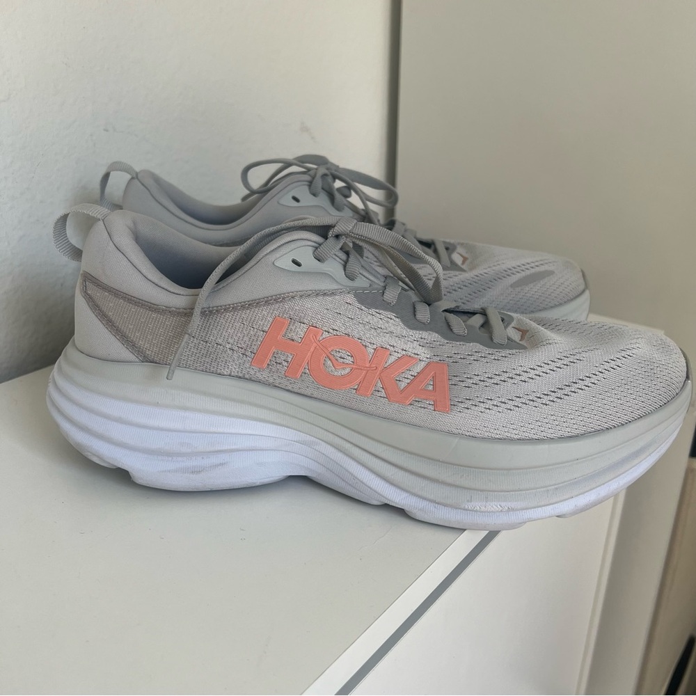 Hoka Gray and Pink Bondi 8 Sneakers in Harbor Mist / Lunar Rock - Picture 2 of 8